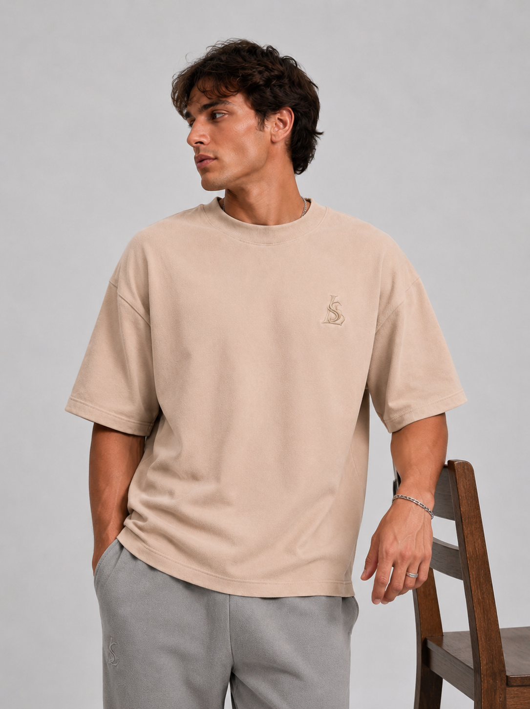 Broad Oversized T-shirt