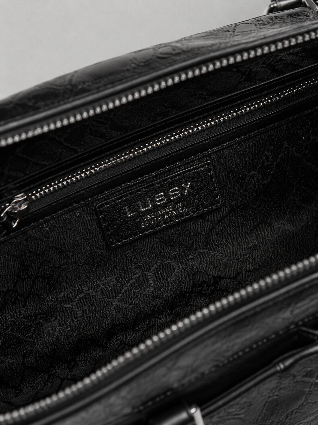 M x J Duffel bag